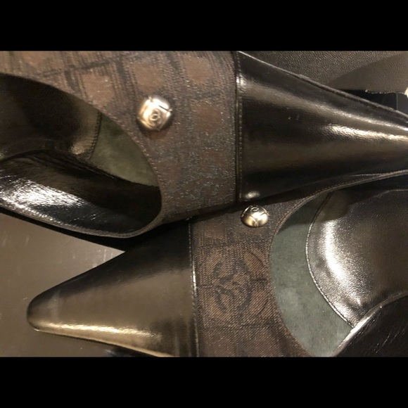 Lightly used Chanel Mules - Picture 3 of 4